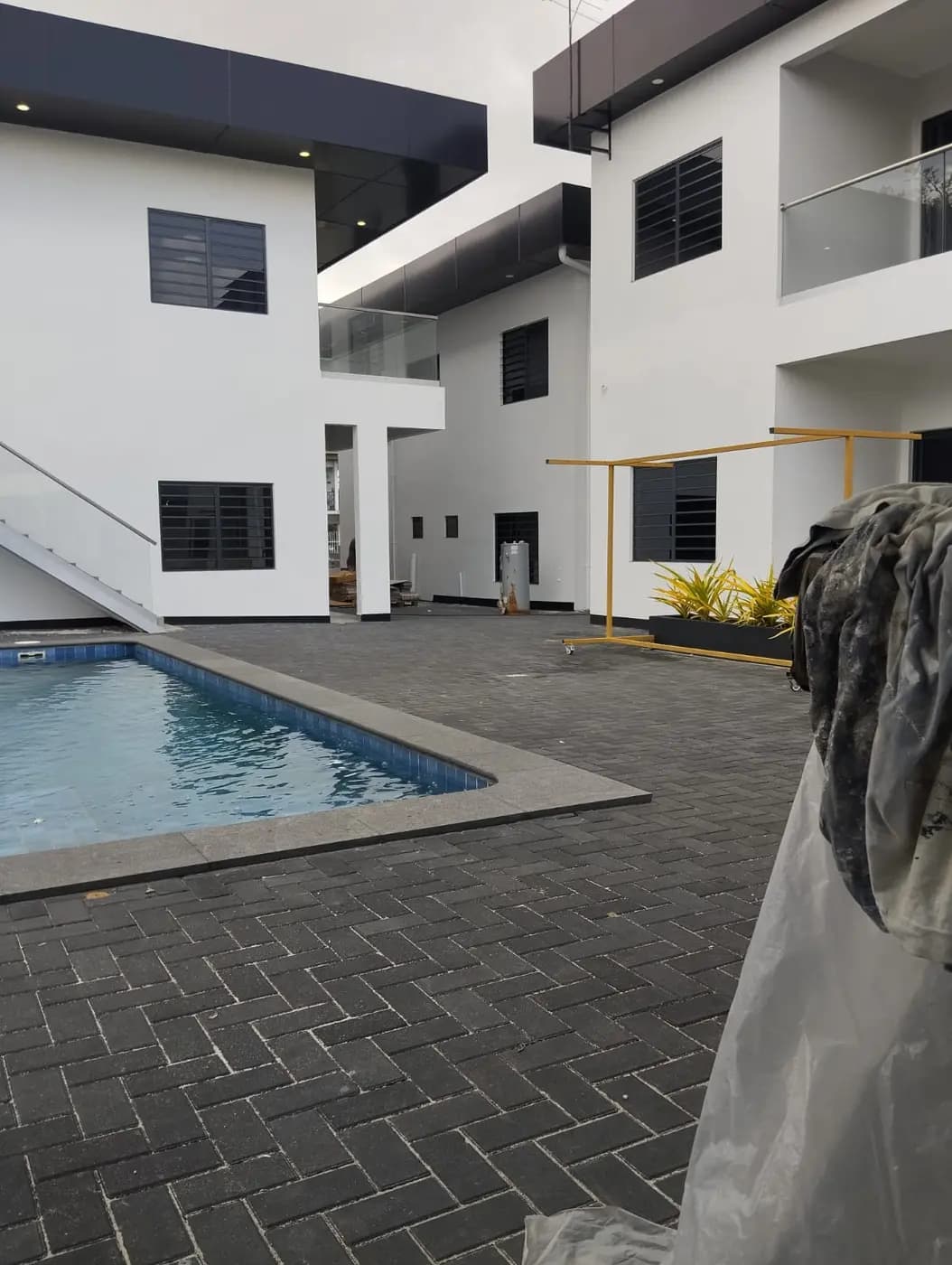 Residence with pool and courtyard
